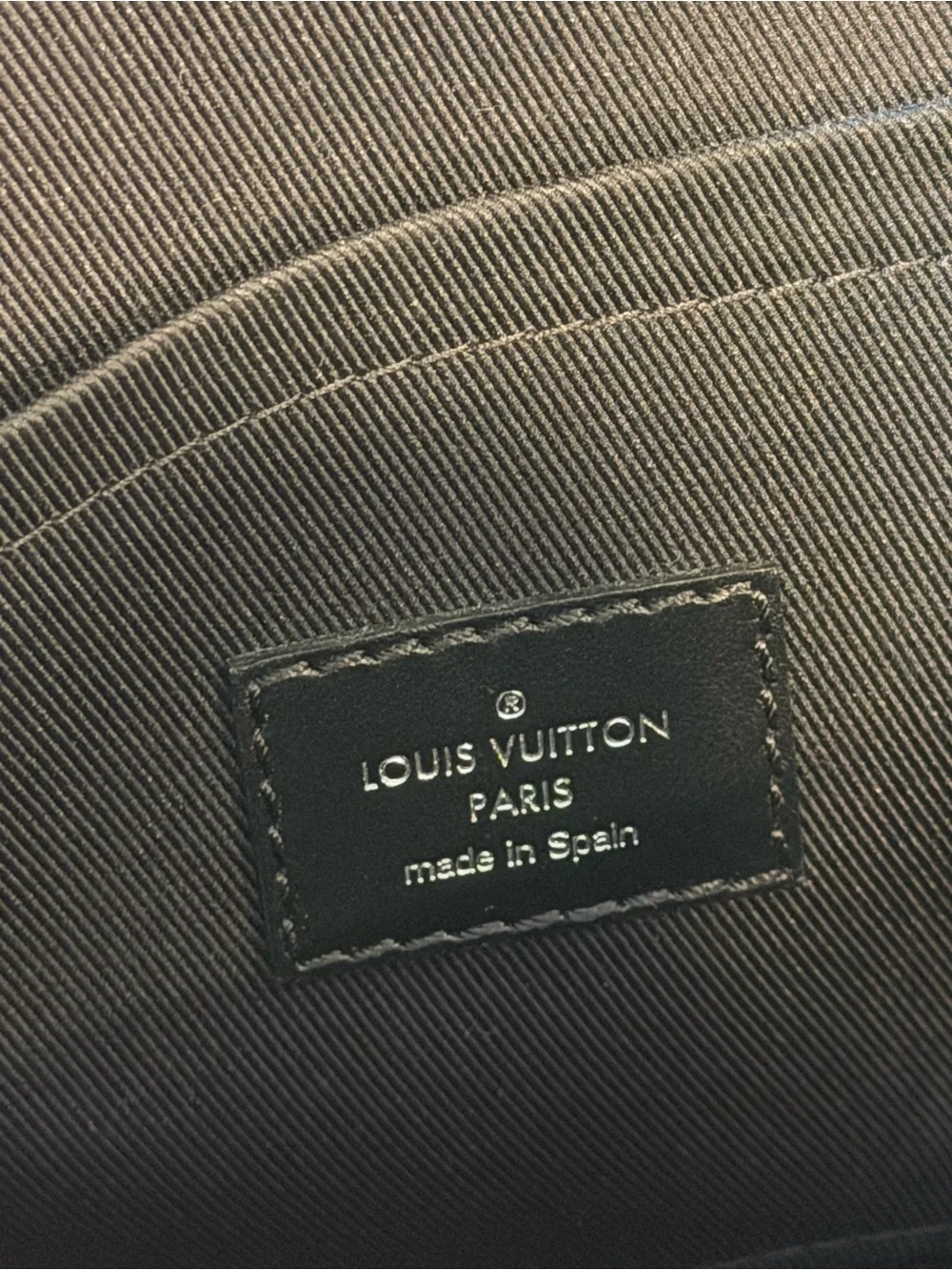 Louis Vuitton Studio Messenger